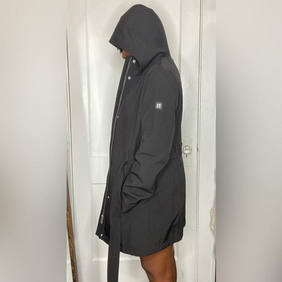 Jacket - Picture 3 of 5